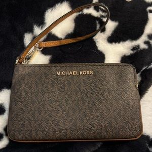 Michael Kors Wristlet